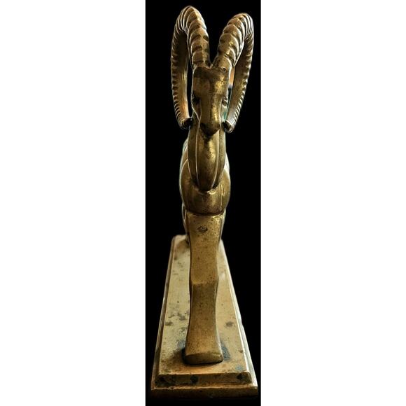 Vintage MCM Brass Ibex Or Ram Collectoble Decorative Figurine. 9" L x 8.5" tall. - Picture 8 of 13